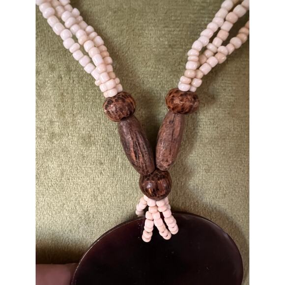 Vintage Tribal Necklace White Beads Wood Carnelian Agate Pendant Boho 20” - Picture 2 of 6